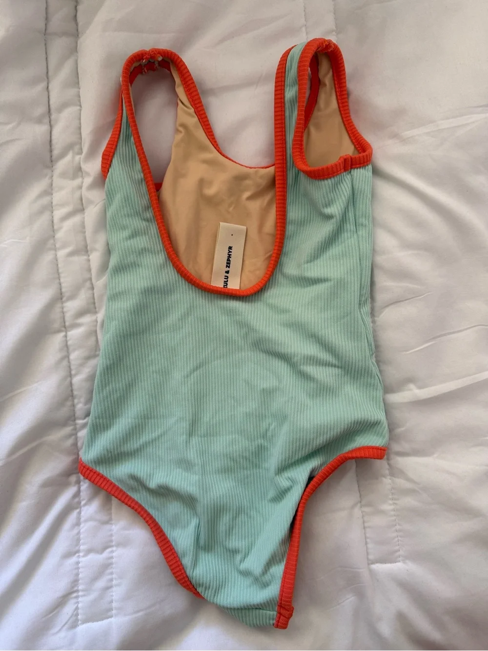 Zulu and zephyr kids swimsuit size 4